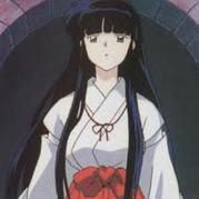 este cea mai tare ,e mai frumi ca fata aia kagome,mai sigura pe ea,ji merita sa fie cu inuyasha o